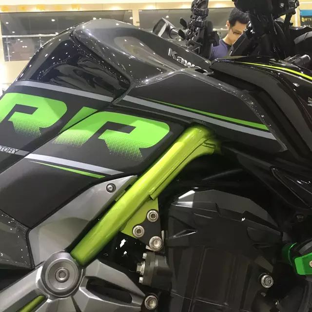 Kawasaki Z900 Aftermarket 3M Full Sticker Set Metallic Green