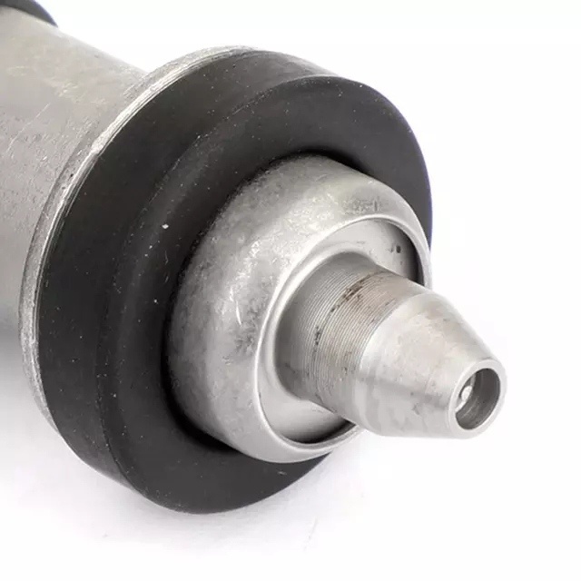 Suzuki Hayabusa Fuel Injector Unit