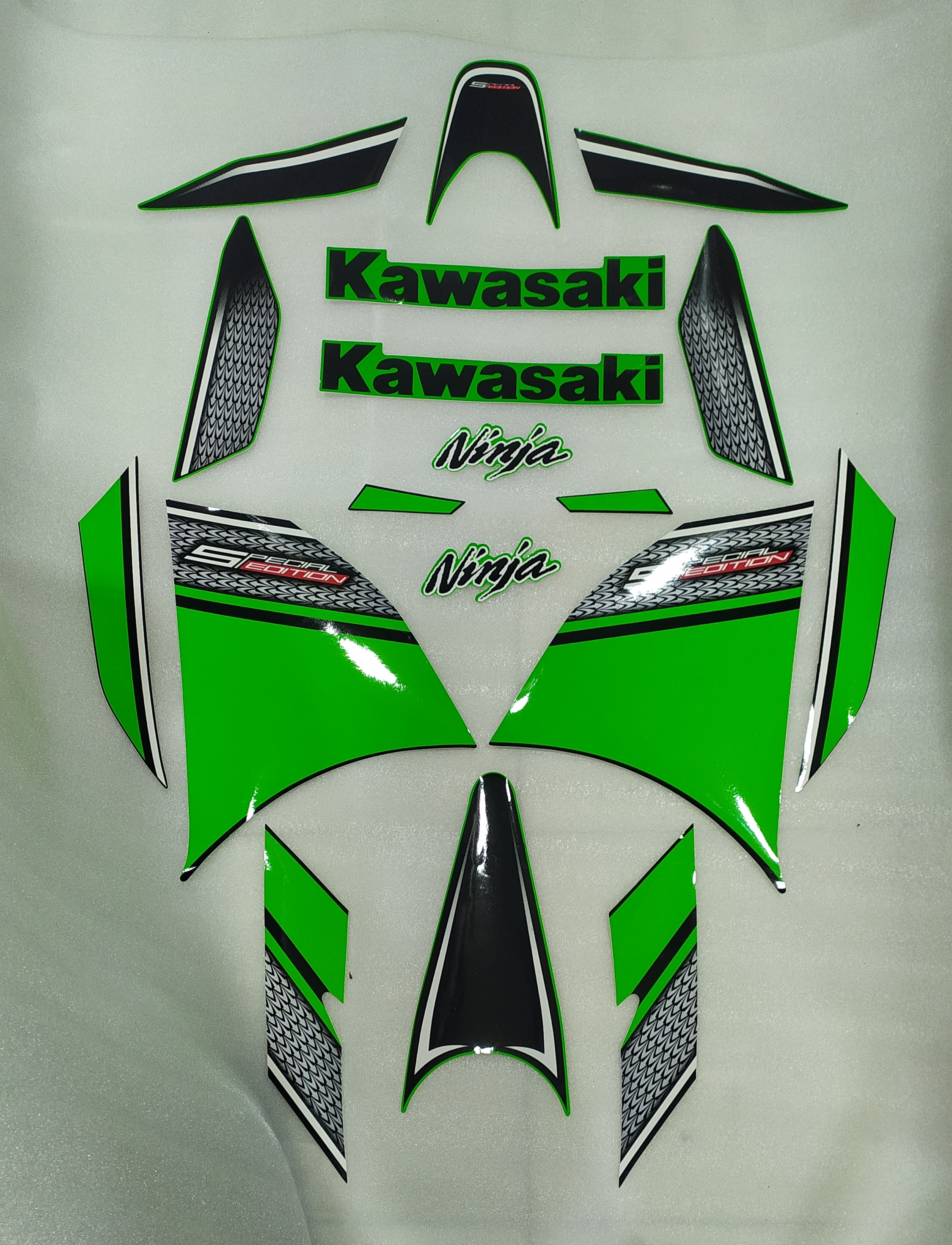 Ferring Sticker Suitable for kawasaki Ninja 300 Full Green Model Special Edition